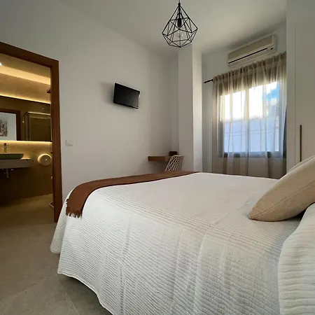 De Llanos Guest house *